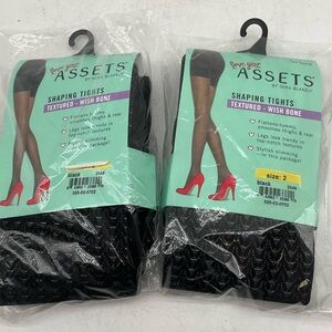 Assets By Sara Blakley Shaping Tights Textured - Wish Bone Size 2. Pack Of 2
